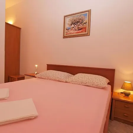 Fuer 5 Personen Ca 45 Qm In Pula, Istrien Istrische Riviera * Pula